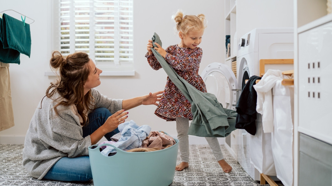 Paloma 04 Web Naslovna Otroci In Hisna Opravila